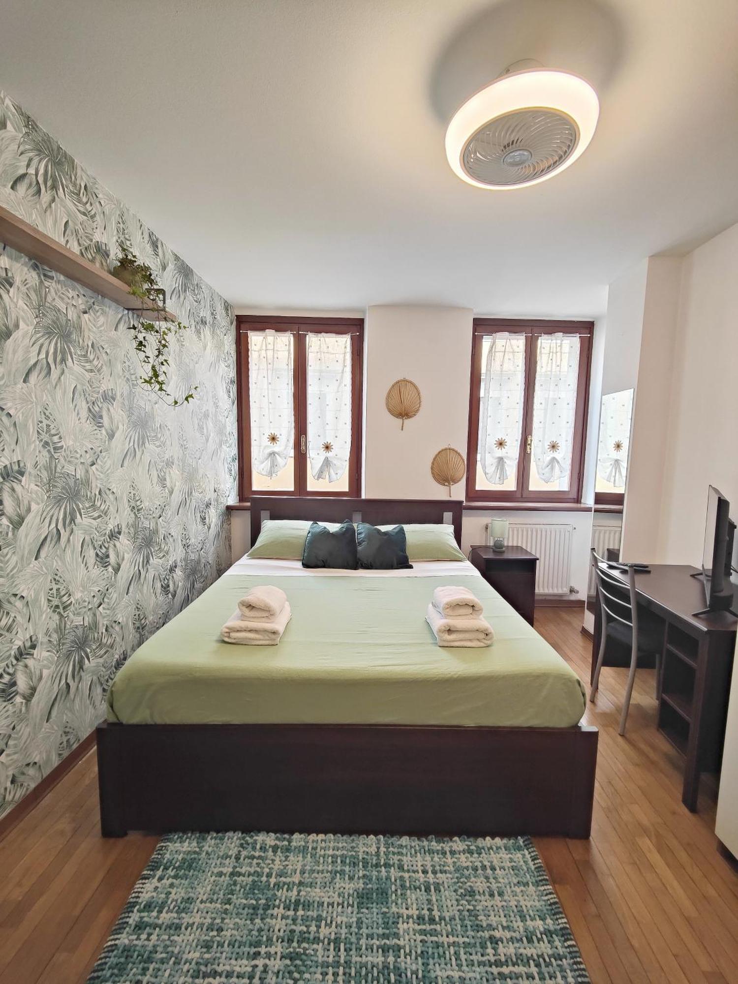 Le Case Di Sara Parking And Two Rooms In The Historic Center 우디네 외부 사진